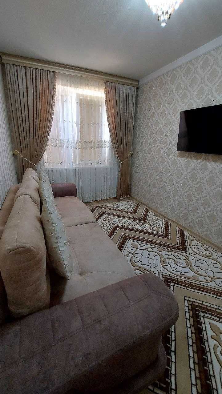4 xonali kvartira sotiladi 58.000y.e
