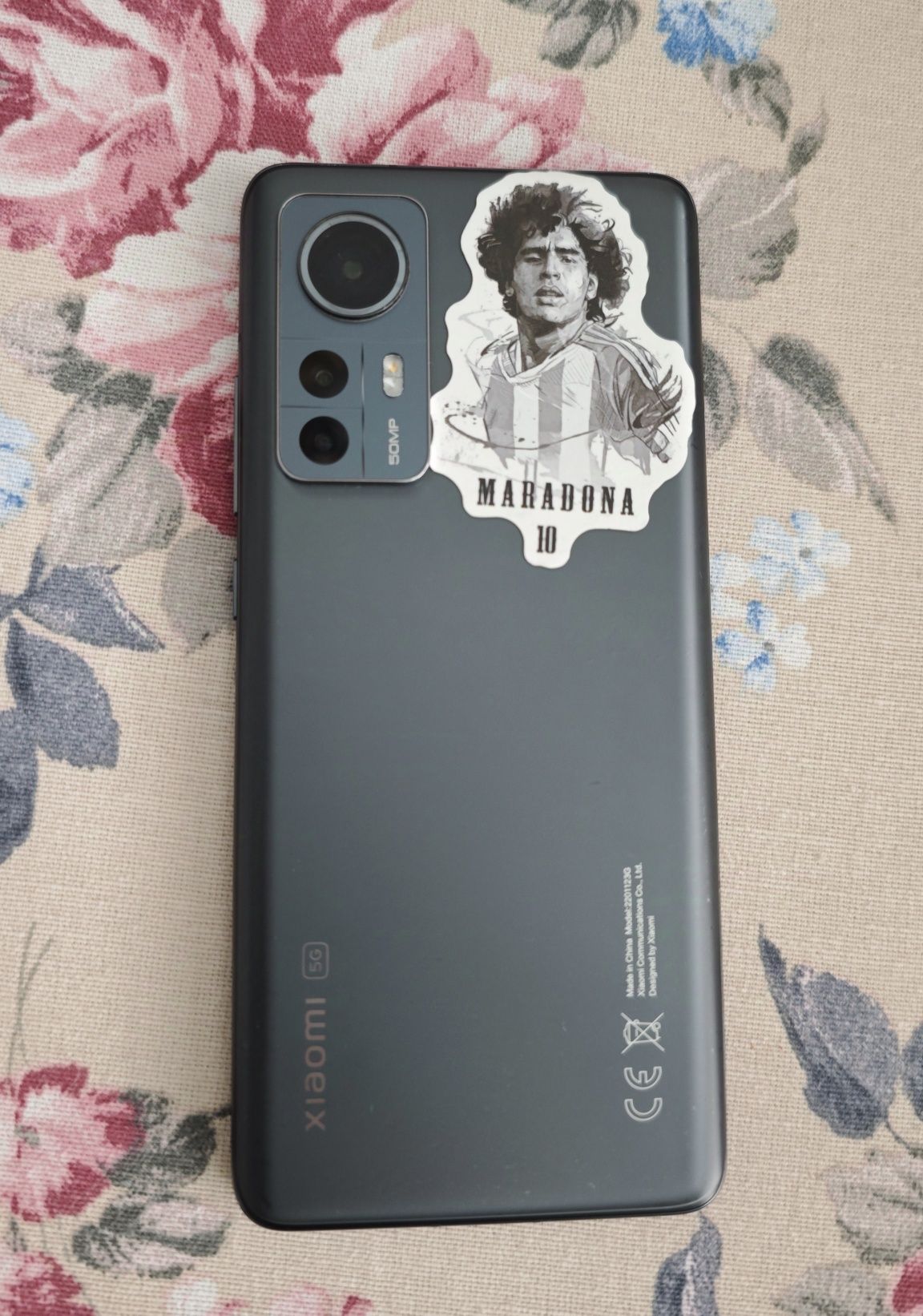 Само утре! Xiaomi 12, 8 РАМ, 256 памет, с пукнат дисплей, в гаранция и