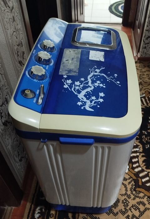 Kir yuvish mashinasi (Polavtomat)