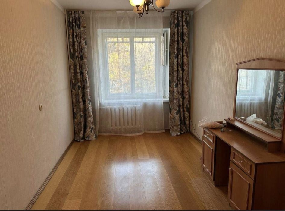 2в3/2/4 Лабзак, Ц-13, кирпич 2х6, ипотека подходит,56м2, цена 79000 уе