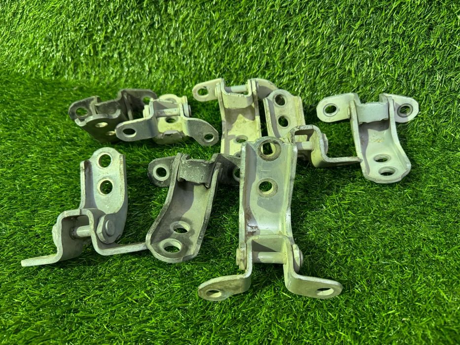 Навесы дверей передние задние TLC100/105/LX470