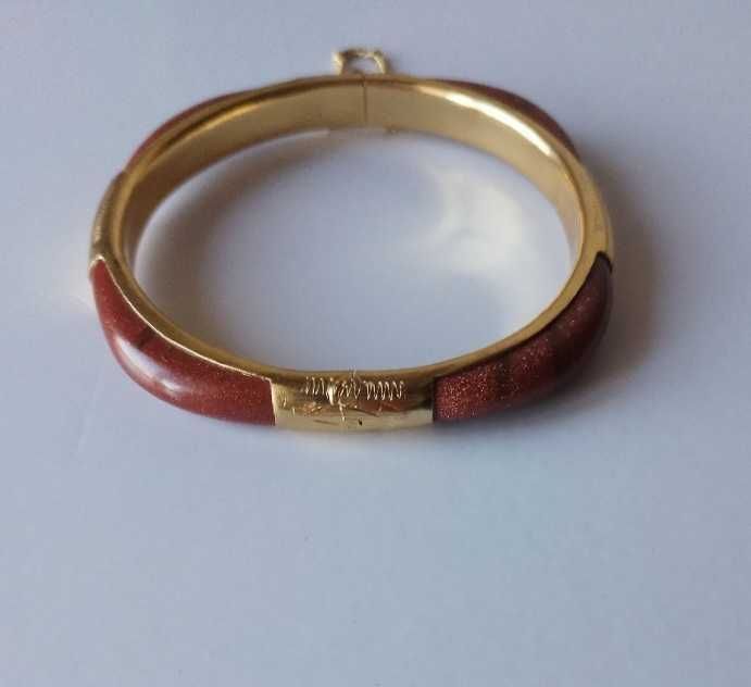 Brățări frumoase, accesorii elegante