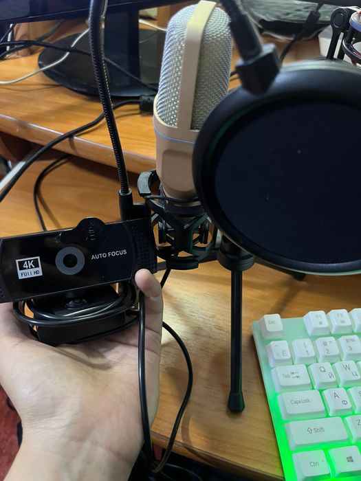 Продам веб камеру