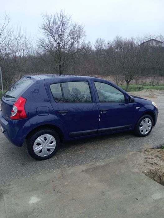 Vând Dacia Sandero