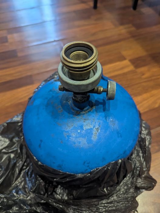 butelie voiaj sau camion