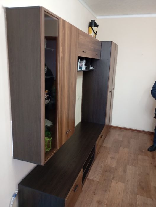 Продаю стенка Горка в хорошем состоянии