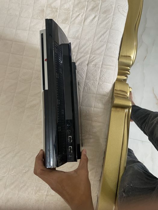 Vand ps3 merge bun de functionabil