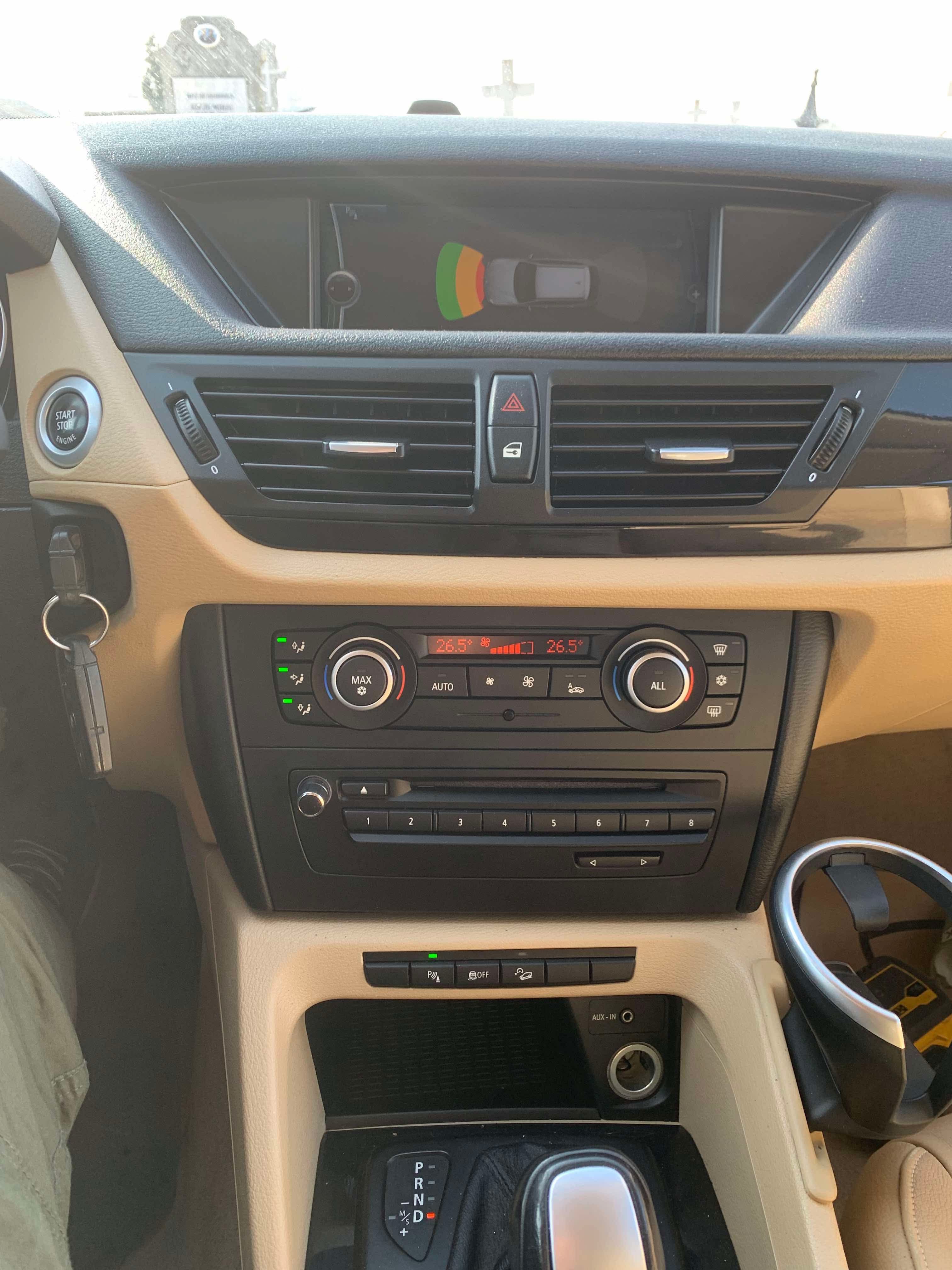 Vand  bmw x1 facelift 2.0 diesel x-drive automat 2012