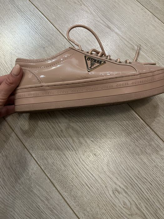 Сникърси - Guess