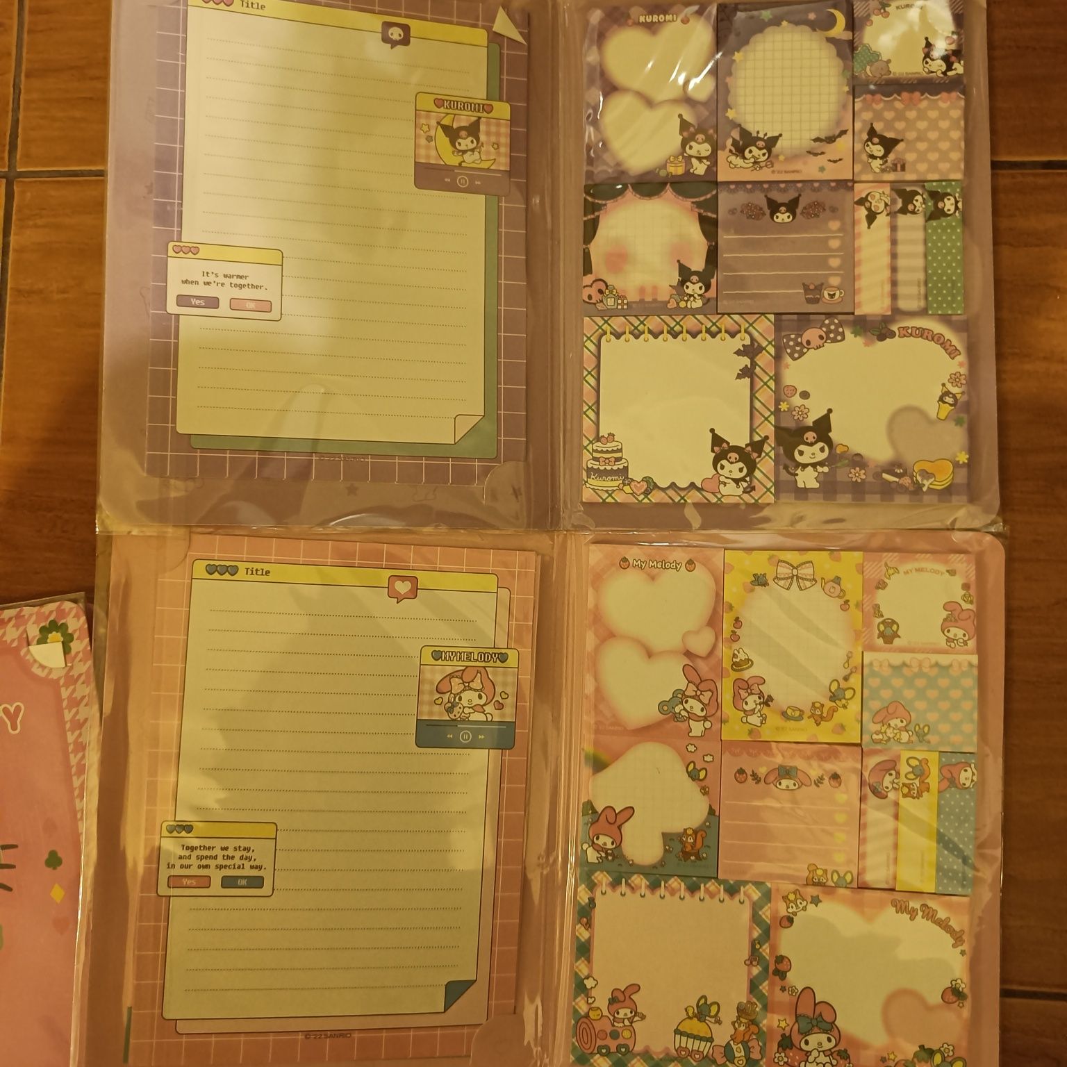 Memo books, set stickere cu personaje Sanrio, noi