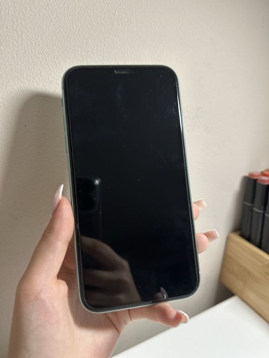 Iphone 11 64gb 91% капацитет