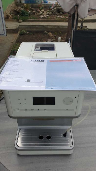 Miele Кафеавтомат СМ6100