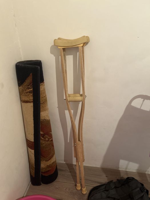 Продам детские костыли 160рост