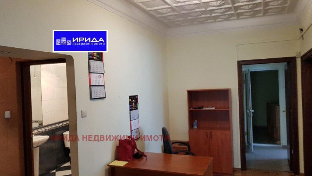 Дава се под наем Офис в София, Център - 171 кв.м за 1450 € - Снимка #3