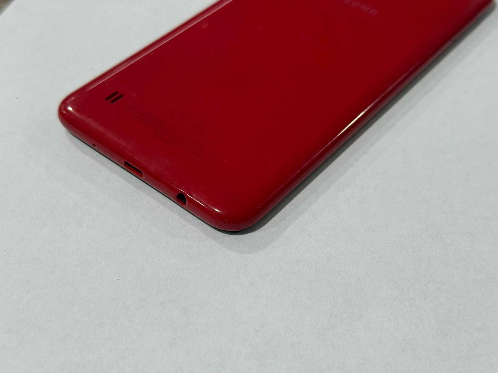 Продавам Samsung A10