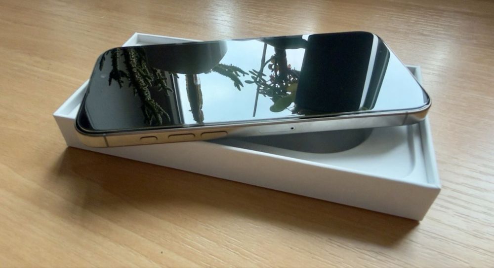 iPhone 16 Pro Max, Natural Titanium, 512GB