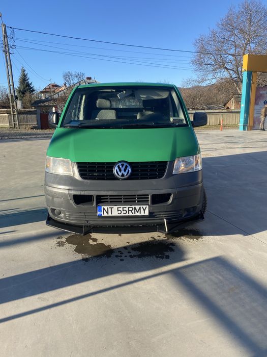 Vând Volkswagen T5