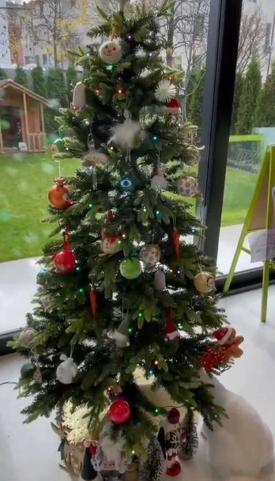 Twinkly Windsor Pine – смарт LED коледна елха