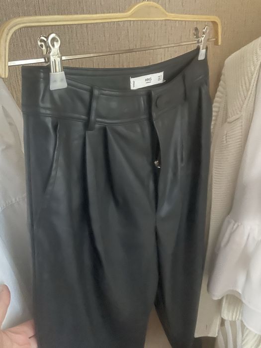 Брюки кожаные.  .