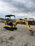 Miniexcavator cat 1,8 t