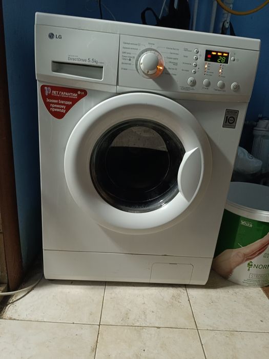 Продам стиральную машину на 5.5 кг