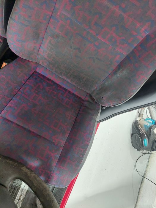 Detailing în Cervenia