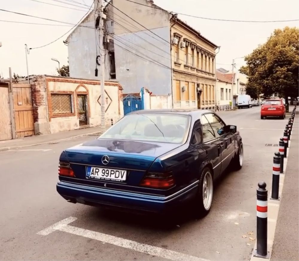 Mercedes-Benz W124 Coupe CE124