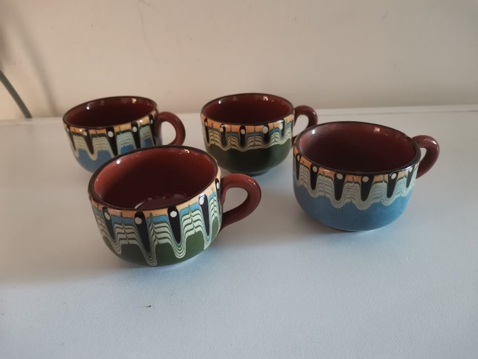 Битови неща, вази, свещник, солнички