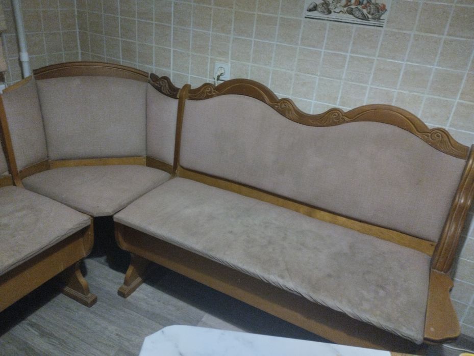 Отдам даром угловую мебель.