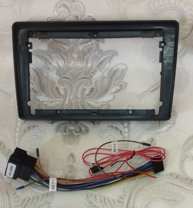 Рамка для Lada Vesta, Granta  9 дюйм андроид магнитола учун