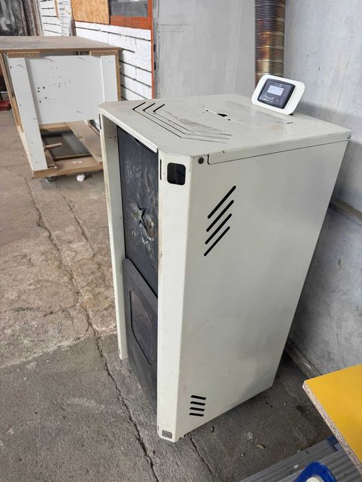 Пелетна камина FireStar 12 kW