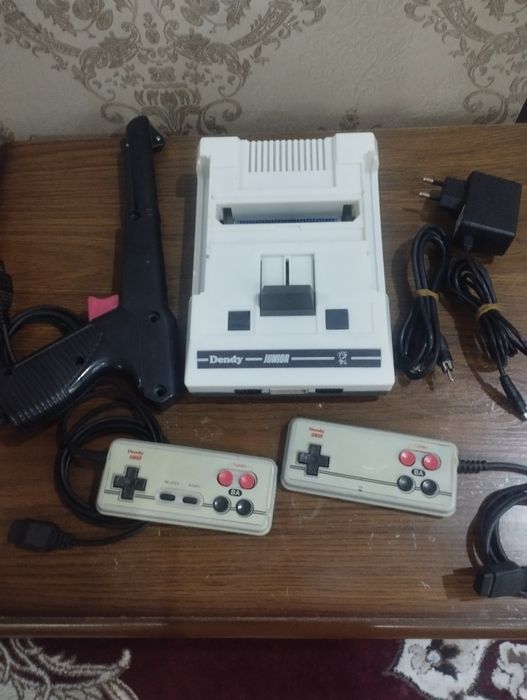 Денди Junior  из 90х годов