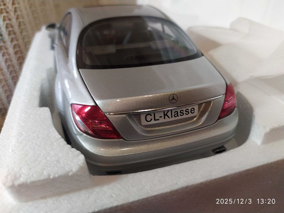 1:18 Mercedes-Benz CL Class C216 Autoart Millennium