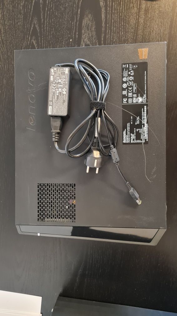 Компютър LENOVO Леново