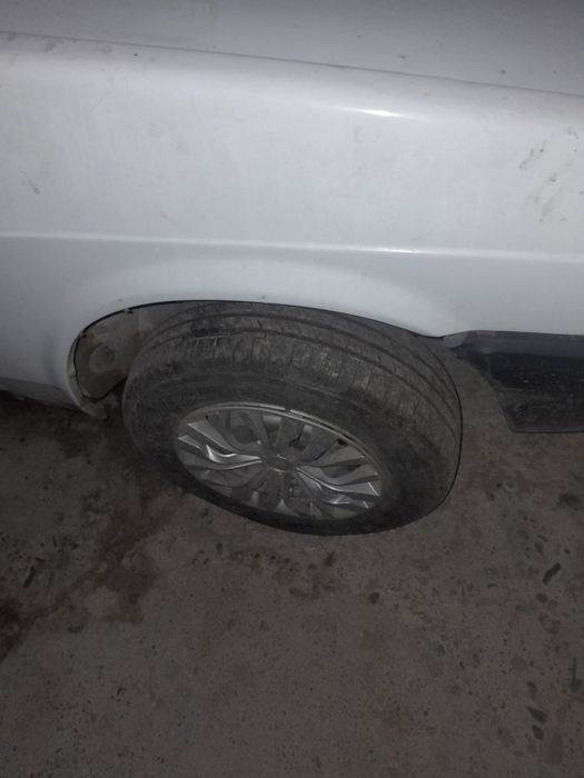 Срочно продаётся машина 09