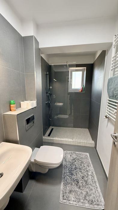 Vand Apartament 2 camere Aparatorii Patriei Sector 4