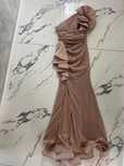 Vand rochie noua