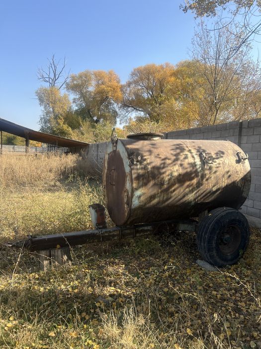 Прицеп цистерна в отдичном состоянии