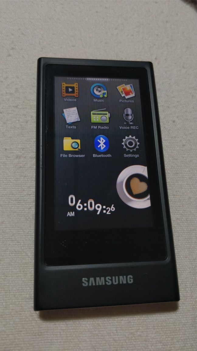 Samsung YP-P3 16GB Ipod/MP4