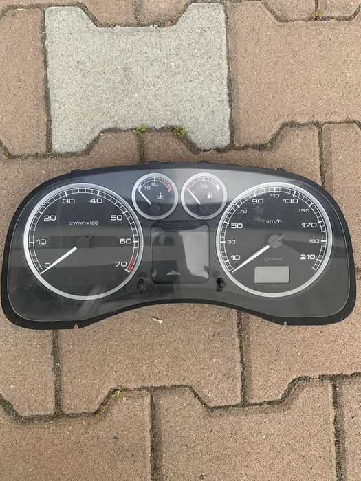 Километраж пежо 307 peugeot 307 бензин