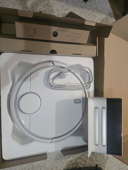 Пылесос робот Mi