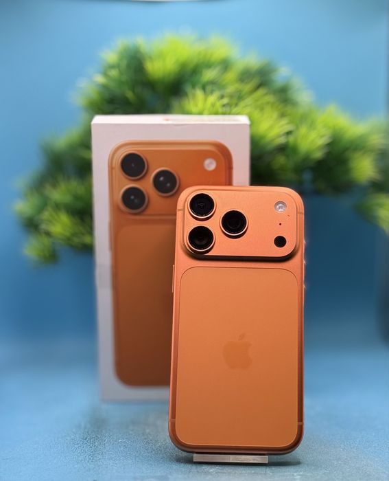 ГАРАНЦИОНЕН!!! Apple iPhone 17 Pro, 256GB, 5G, Cosmic Orange
