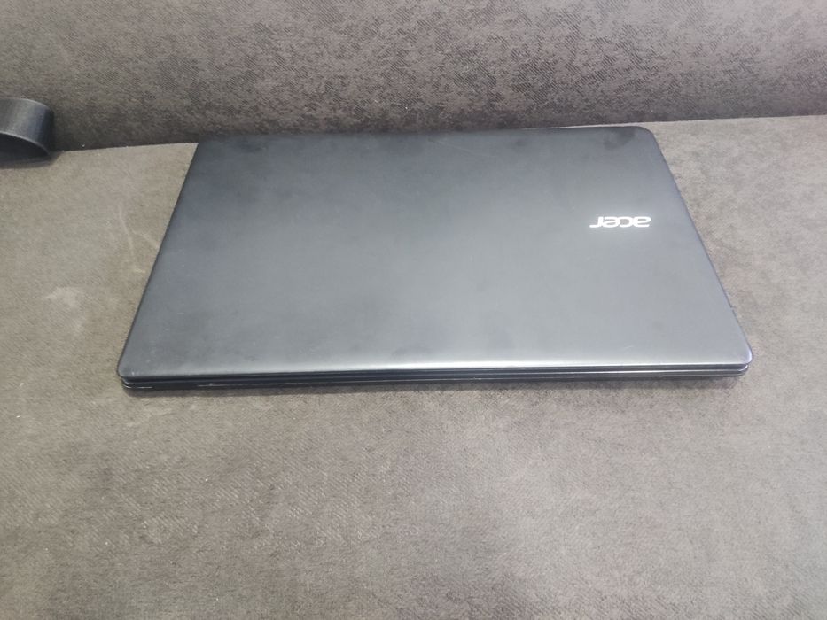 Acer noutbuk sotiladi