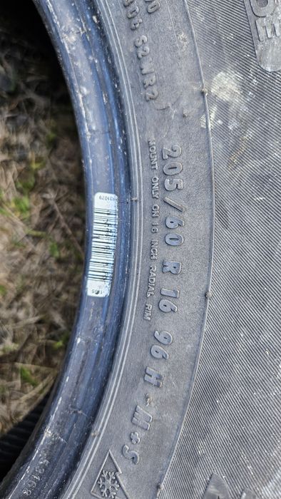 2бр гуми 205 60 16 континентал