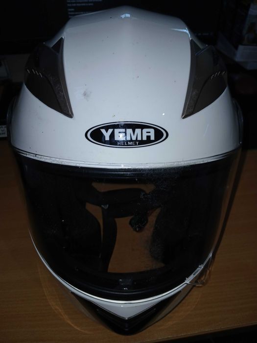 Casca moto YEMA YM-829, marimea M, alba, vizor cu zgarieturi