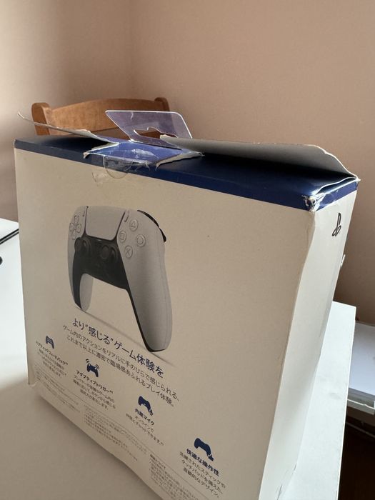 Контролер PS5.