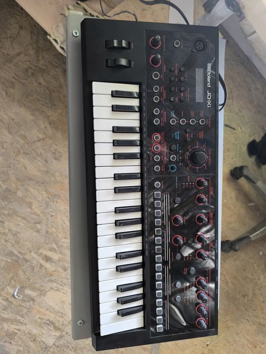 Синтезатор Roland jd xi