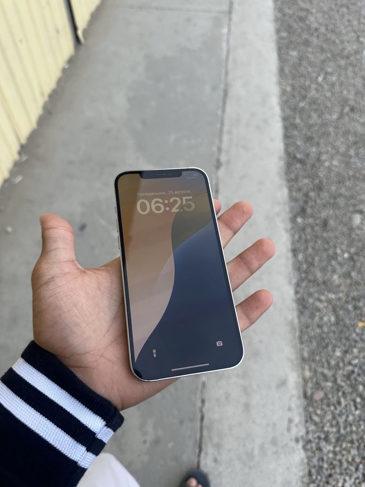 Iphone 12 Pro Max sotiladi