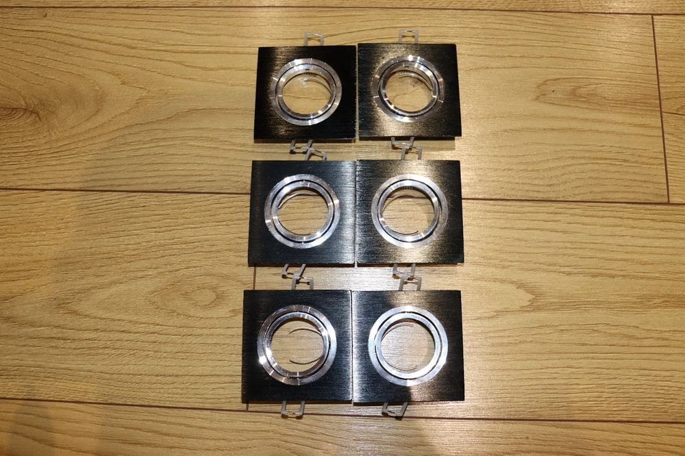 Vand 6 spoturi negre aluminium preminum noi Polux goldlux