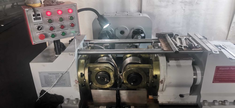 buloane filetate hale